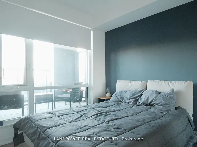 7950 Bathurst St #313 — Photo 10