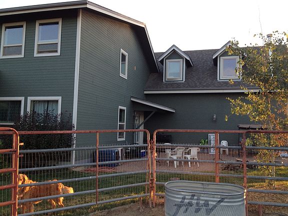 NE view of rear patio area
