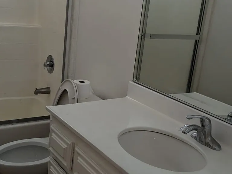 38526 4th St E #3 — Photo 10