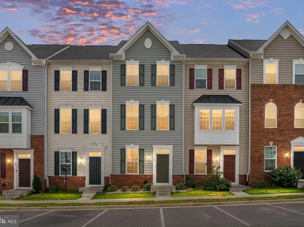 533 View Point Way, Fredericksburg, VA 22405