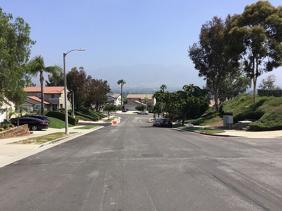 4th image of 15139 Holiday Way