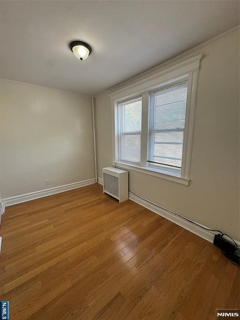 1 bed, 1.0 bath, $1,800 — Photo 4