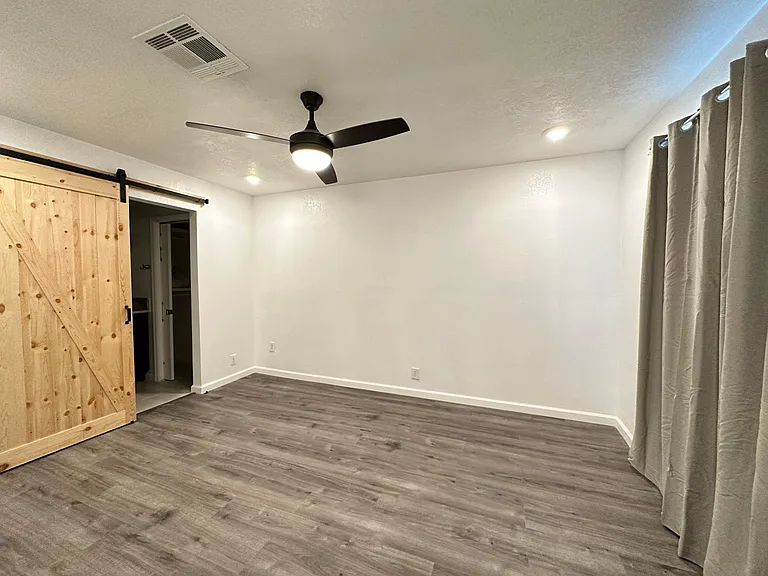 837 W Elna Rae St — Photo 14