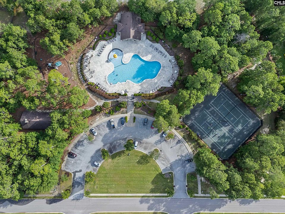 1st image of 182 Palmetto Park Cir