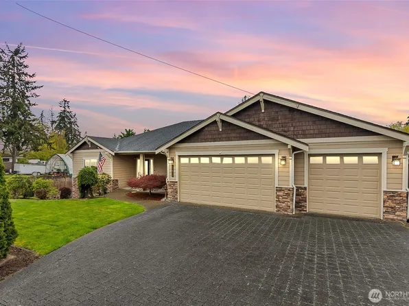 10411 32nd Street E, Edgewood, WA 98372