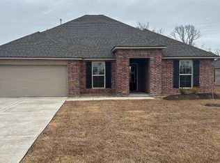 8124 Kelsey Ln, Iowa, LA 70647