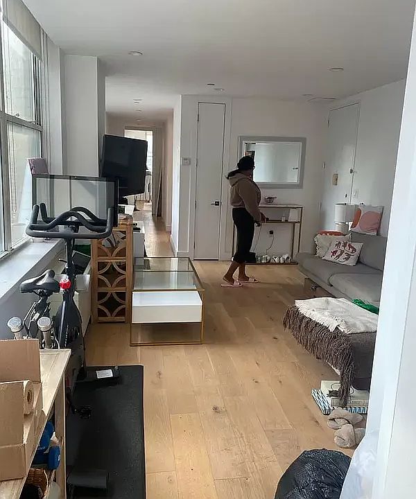 1st image of 253 Broadway #1518