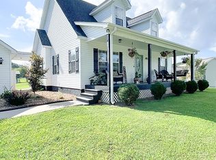 175 Willow Lake Cir, Guntersville, AL 35976