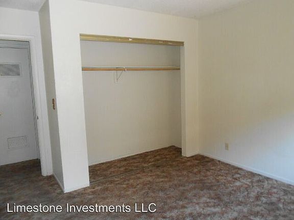 2nd image of 1400 Henry Dr APT C