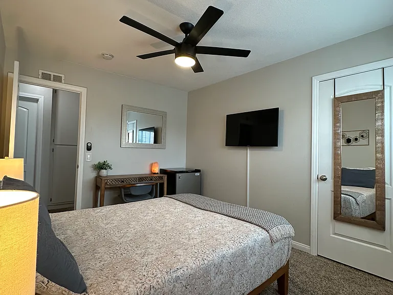 514 Luna Dr — Photo 8