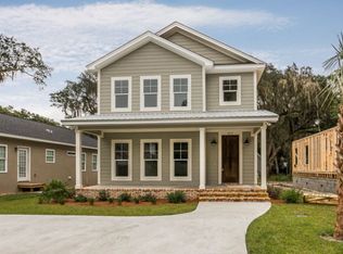 812 Ash St, St Simons Island, GA 31522