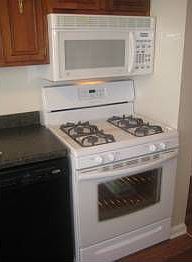 2nd image of 1990 Mayflower Dr