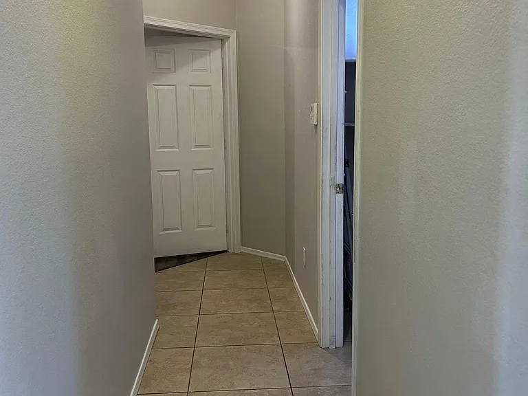 621 N Alder Dr — Photo 19