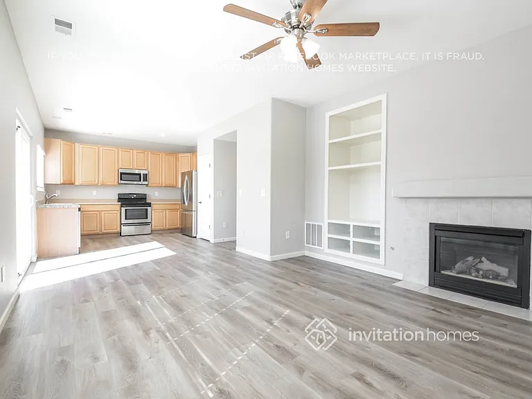 19398 E 58th Dr — Photo 7
