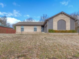 5782 S 80th Ave E, Tulsa, OK 74145