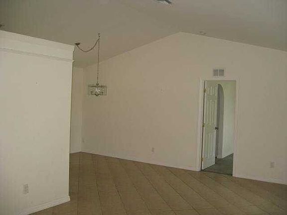 5th image of 5248 SW 19th Pl