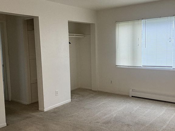 5th image of 1004 Ingra St #11270484