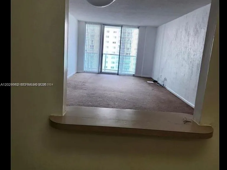 19390 Collins Ave #904 — Photo 9