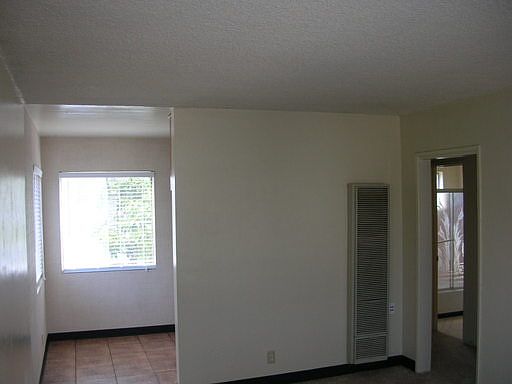 3rd image of 4444 Menlo Ave APT 7