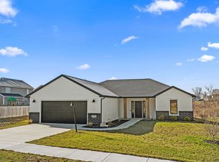 203 W Longfellow Blvd, Columbia City, IN 46725