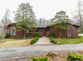 2274 Sommers Rd, Lake Saint Louis, MO 63367