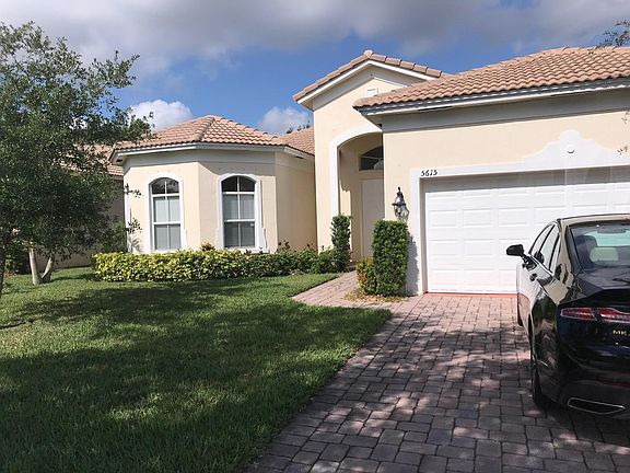 2nd image of 5615 Place Lake Dr