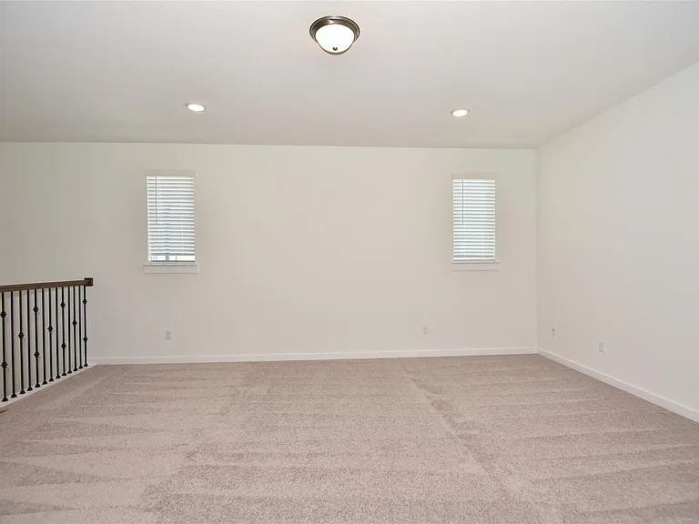 1804 Homestead Farms Dr — Photo 17