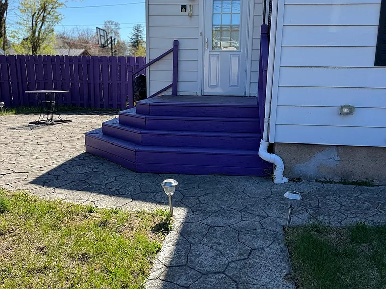 700 Schiller Ave — Photo 26