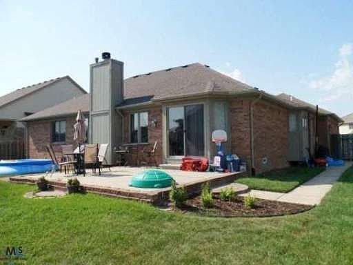 3rd image of 53694 Heritage Ln