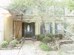 31 Sandpebble Dr, Spring, TX 77381