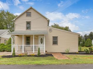 111 W Maple St, Milton, PA 17847