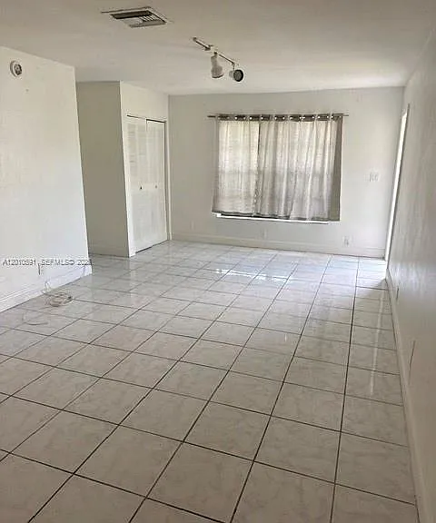 10406 NW 36th St #10406 — Photo 6