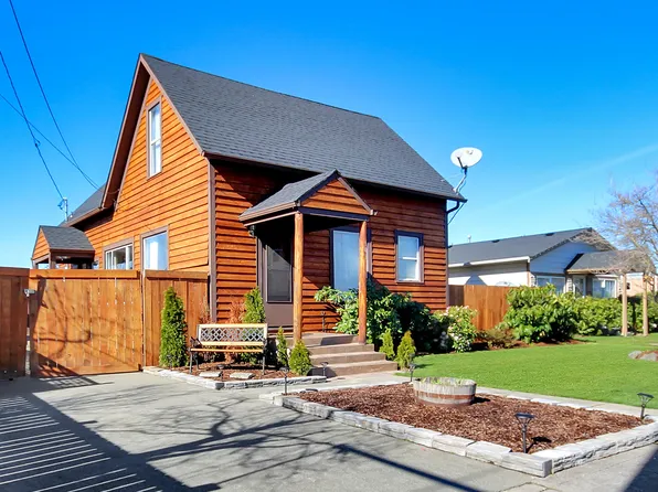 141 S Cottage St, Buckley, WA 98321