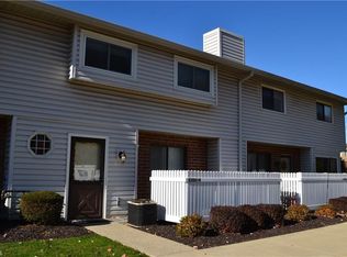 4306 Hyde Park UNIT 4, North Olmsted, OH 44070