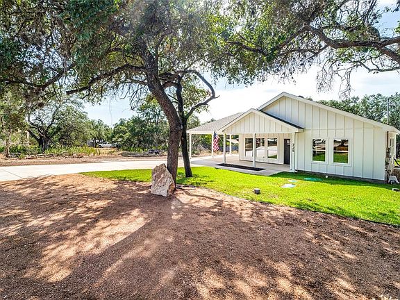 2nd image of 725 Circleview Dr