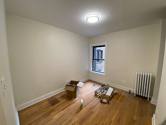 4th image of 1711 W Albion Ave #1W