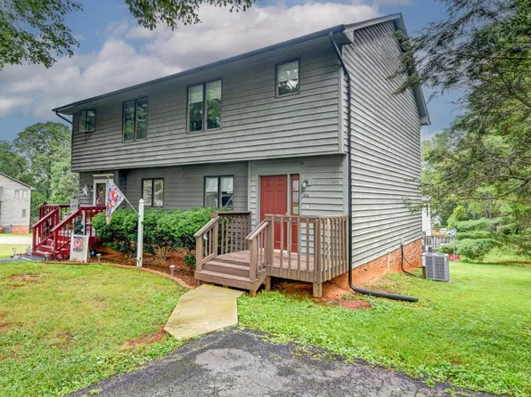 1314 Wood Rd, Lynchburg, VA 24502