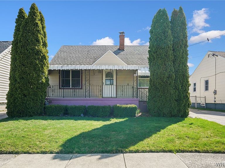 Listing photo 2