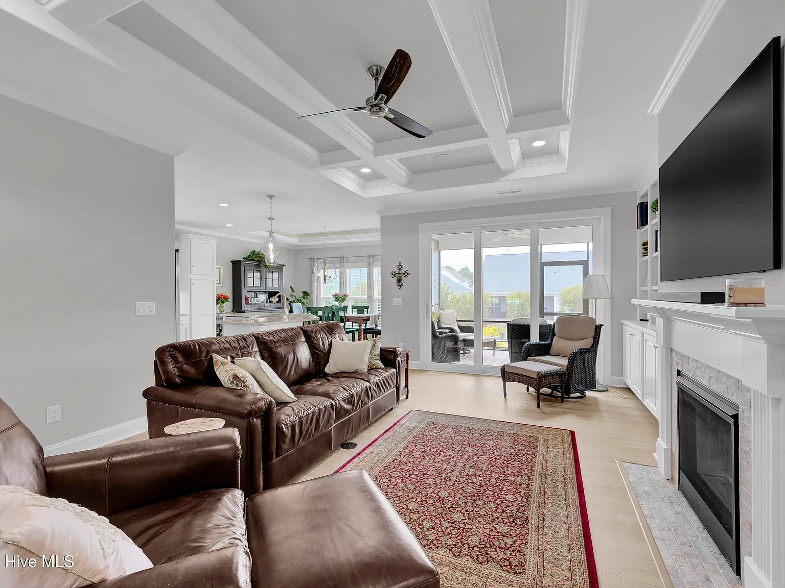 2 bed, 3.0 bath, $2,500 — Photo 4