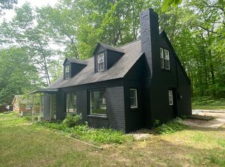 1209 E 6th St, Pentwater, MI 49449