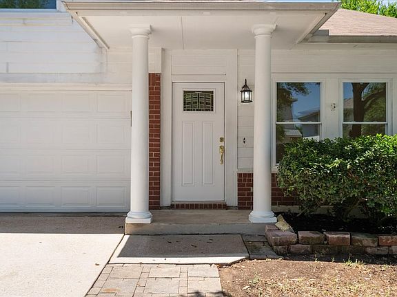 4th image of 1025 Doras Dr