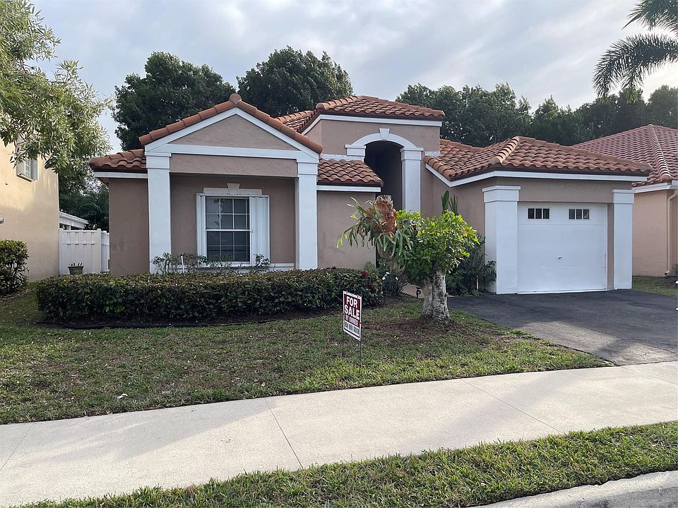 1st image of 480 Somerset Way