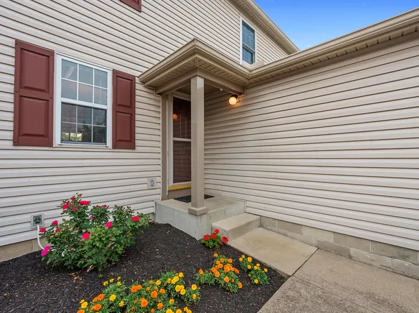 1697 Ridgebury Dr #143D, Hilliard, OH 43026