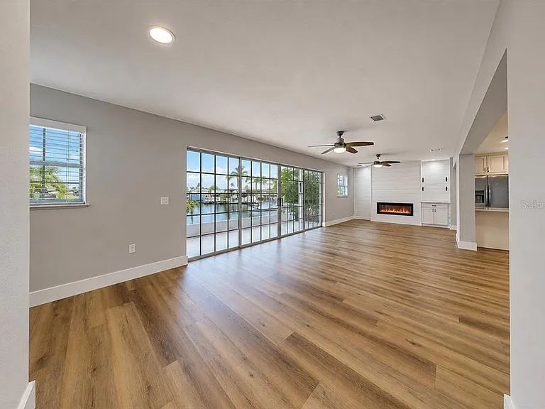 6513 Abaco Dr — Photo 23