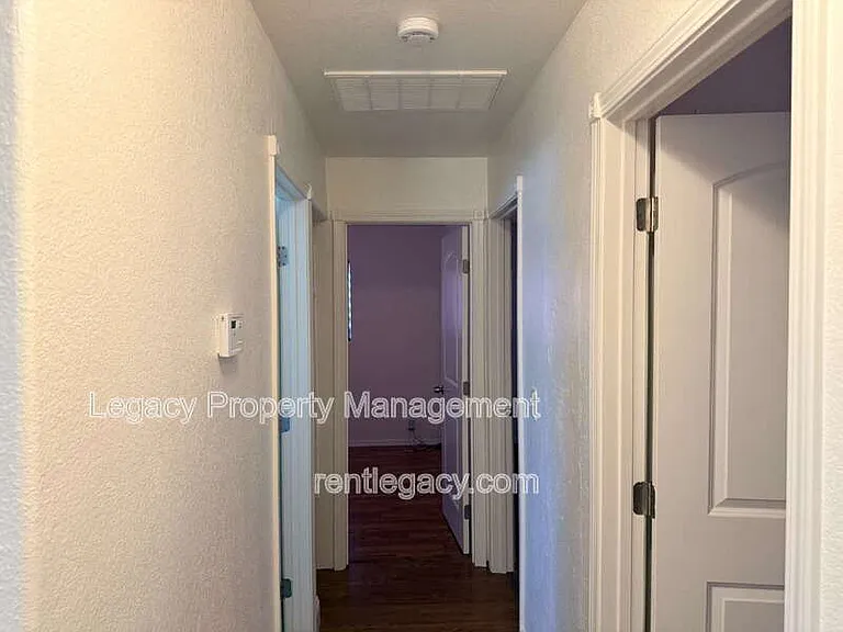 6701 21st St — Photo 15