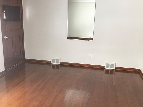 4th image of 13701 Oakview Blvd