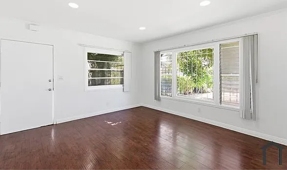 534 Hyde Park Pl #534 — Photo 8