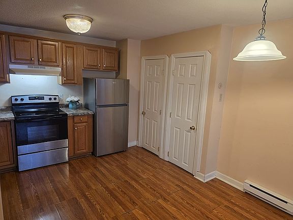 3rd image of 14B Mayberry Dr Unit 5