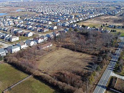 2425 W Wolfs Crossing Rd, Oswego, IL, 60543