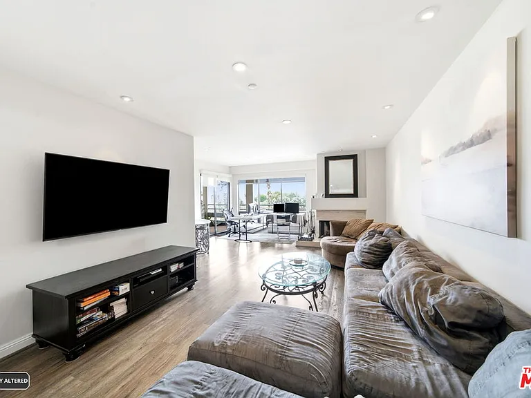 122 Ocean Park Blvd #507 — Photo 8